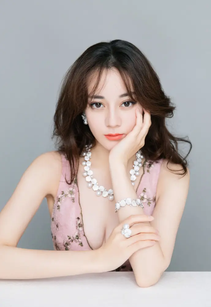 QQ美化下载界面示例